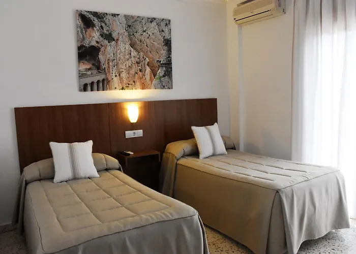 Гостевой дом Restaurante El Cruce 3*